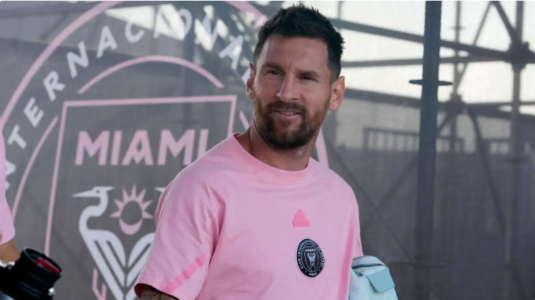 ONG39 menyajikan berita sepak bola terbaru, hasil pertandingan terkini, klasemen liga, dan update transfer pemain setiap hari. Dapatkan informasi bola terlengkap hanya di ONG39! Kontrak Lionel Messi dengan Inter Miami resmi diperpanjang hingga 2028!