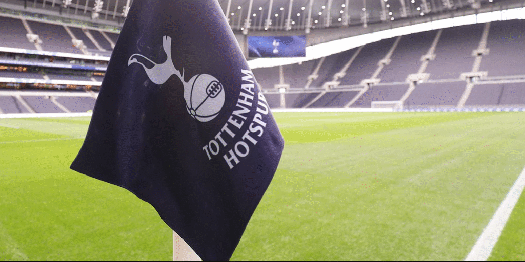 ONG39 Berita Sepak Bola Terbaru & Hasil Pertandingan. Tottenham Hotspur Kejar Jonathan David & Dusan Vlahovic