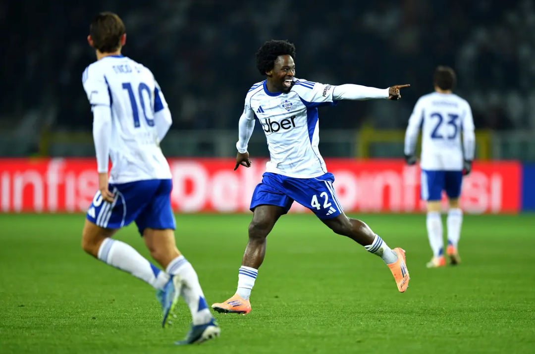 ONG39 Berita Sepak Bola Terbaru & Hasil Pertandingan. Como Menggila! Tekuk Torino 5-1, Lewati Juventus!