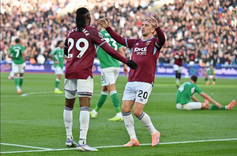 ONG39 Berita Sepak Bola Terbaru & Hasil Pertandingan. West Ham Bangkit dan Hentikan Tren Kemenangan Newcastle 3-1