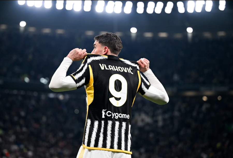 ONG39 Berita Sepak Bola Terbaru & Hasil Pertandingan. Dusan Vlahovic Jadi Rebutan Klub Premier League