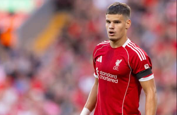 ONG39 Berita Sepak Bola Terbaru & Hasil Pertandingan. Liverpool Terpuruk: Ancaman Besar Isak & Kerkez Bikin Panik!