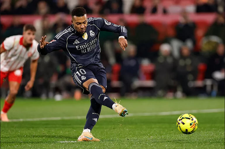 ONG39 Berita Sepak Bola Terbaru & Hasil Pertandingan. Real Madrid Imbang di Montilivi: Girona Bikin Kejutan!