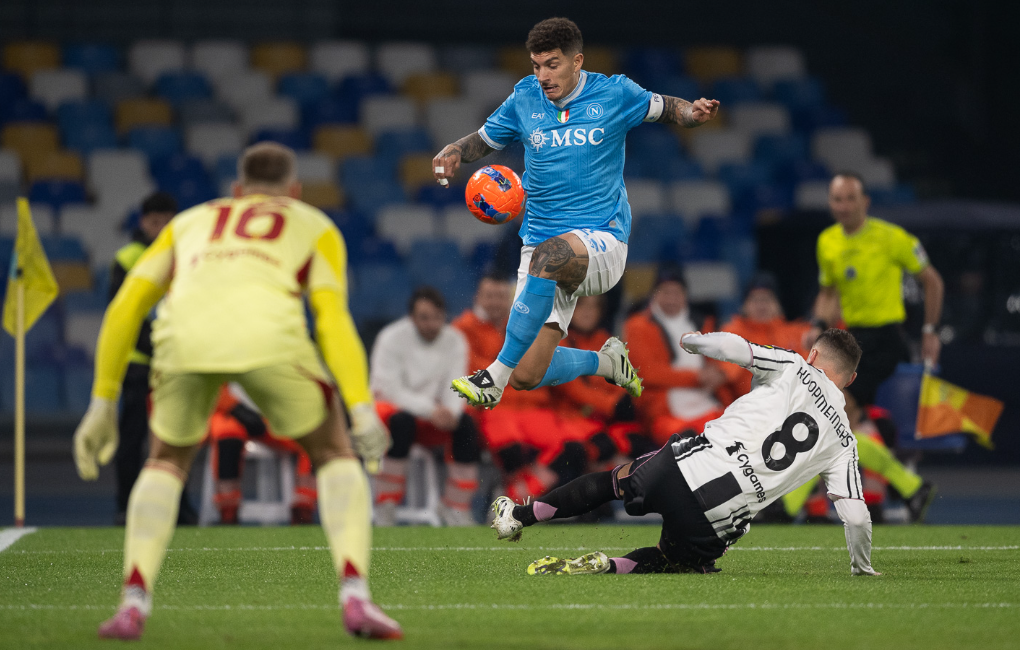 ONG39 Berita Sepak Bola Terbaru & Hasil Pertandingan. Hojlund Bawa Napoli Kalahkan Juventus, Spalletti Terpuruk!