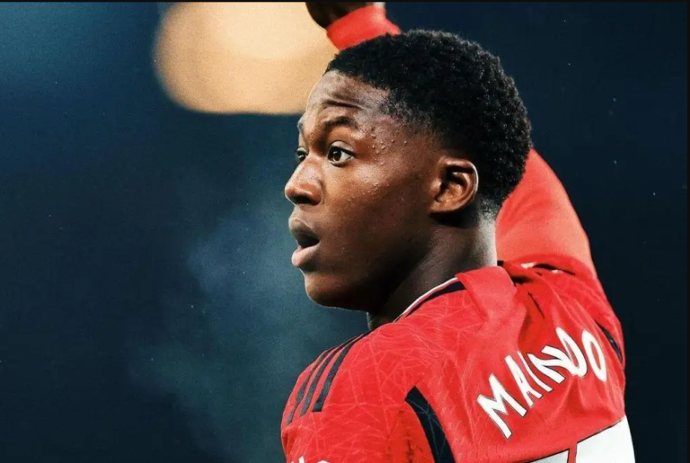 ONG39 Berita Sepak Bola Terbaru & Hasil Pertandingan. Amorim Buka Pintu Dialog soal Masa Depan Kobbie Mainoo